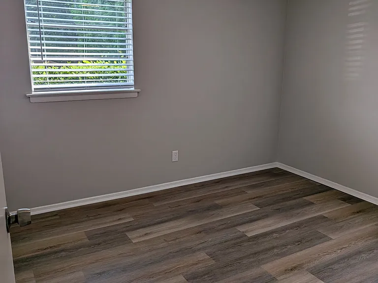 124 Magnolia Dr — Photo 10