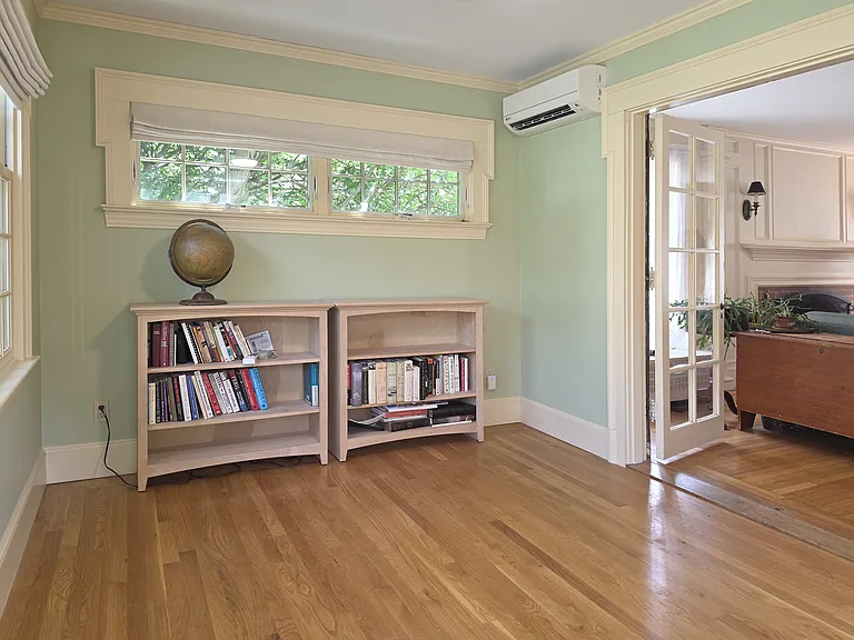 11 Alden Ave — Photo 22