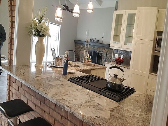 2nd image of 5782 Artesian Dr