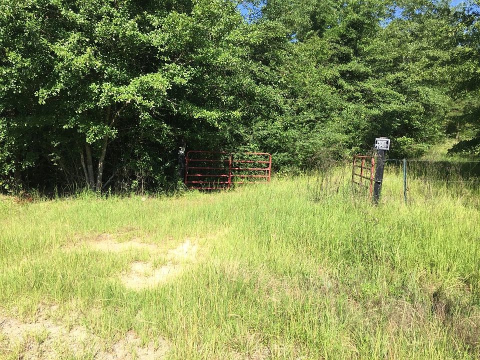 2nd image of 947 Blythe Rd