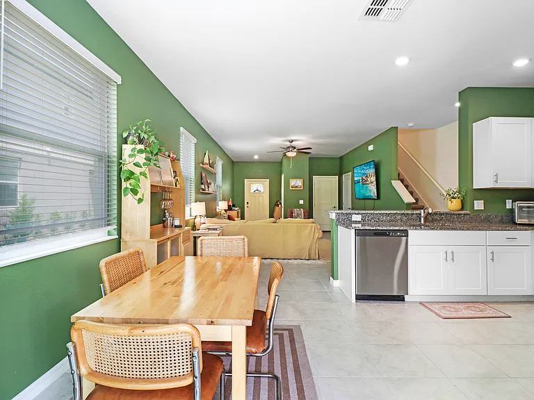 6043 Shiner St — Photo 7