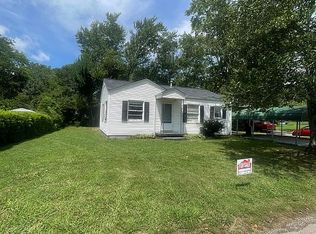 809 3rd Ave, Lawrenceburg, TN 38464