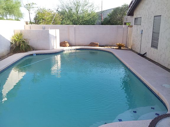 5th image of 21647 N 47th Pl