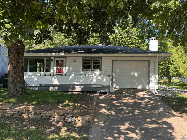 2201 SE Kentucky Ave, Topeka, KS 66605