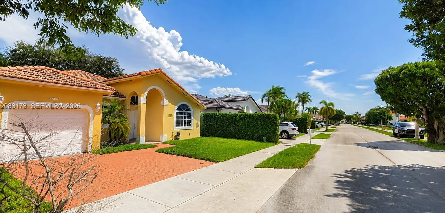 Bismark Homes At Venezia — Photo 2