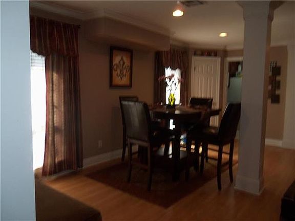 4th image of 2521 Metairie Lawn Dr #207