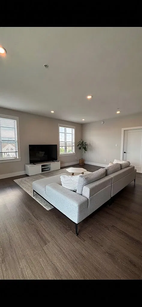 66 Weldon St. — Photo 1