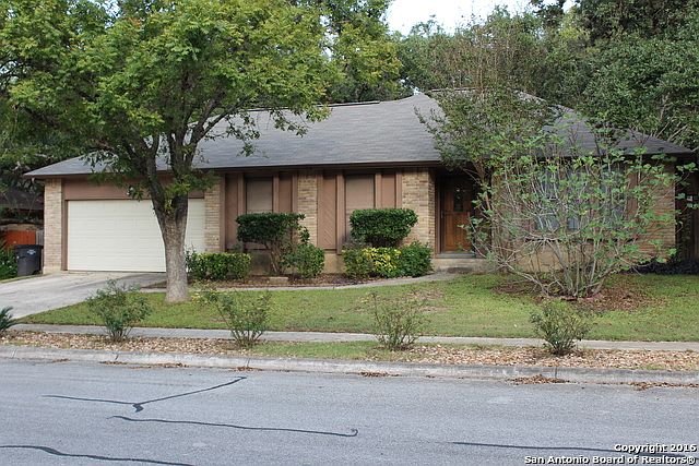1st image of 8614 Pendragon St