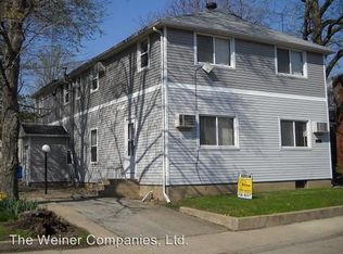 906 Springfield Ave, Urbana, IL 61801