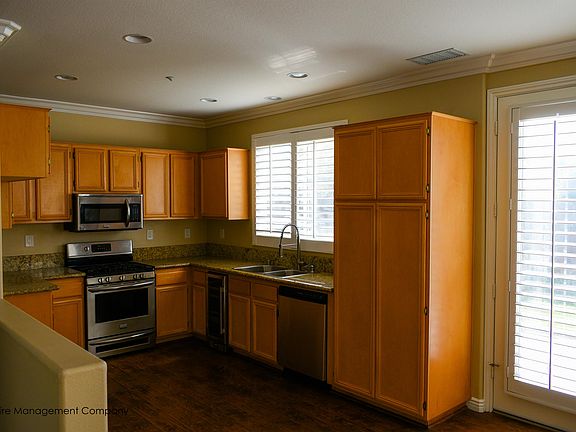 5th image of 1136 Vaquero Dr