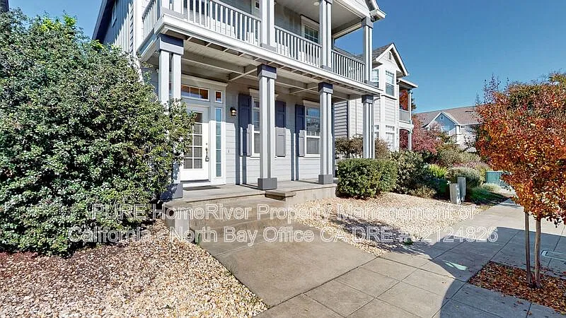 3 bed, 2.5 bath, 2255 sqft, $3,800 — Photo 1