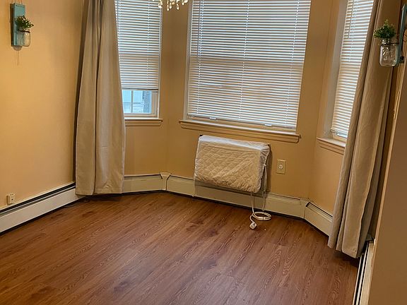 3rd image of 8255 Country Pointe Cir #1