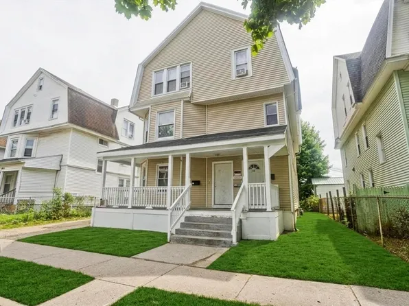 116-118 Massasoit St, Springfield, MA 01107