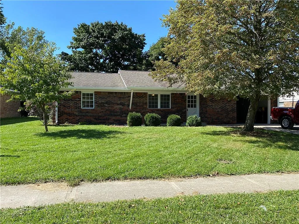 190 Pinedale Dr photo 1