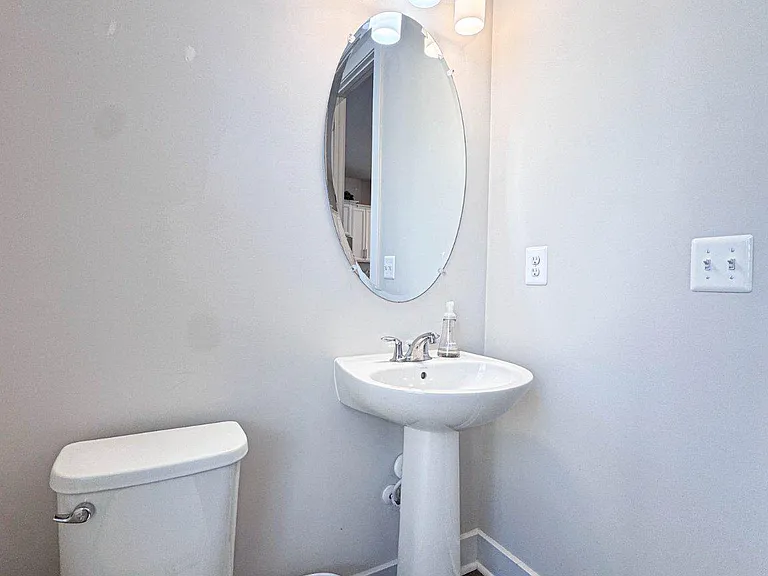 2453 Liberty Loop — Photo 49