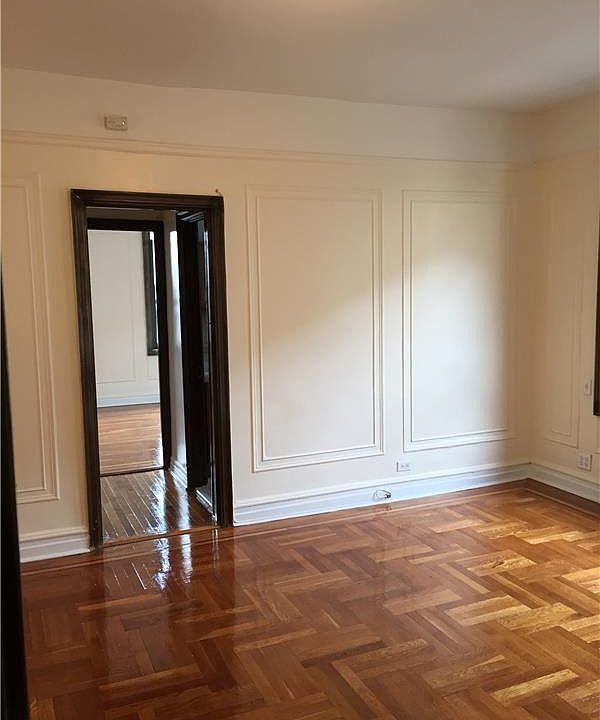 2nd image of 95 Cabrini Blvd APT 4F