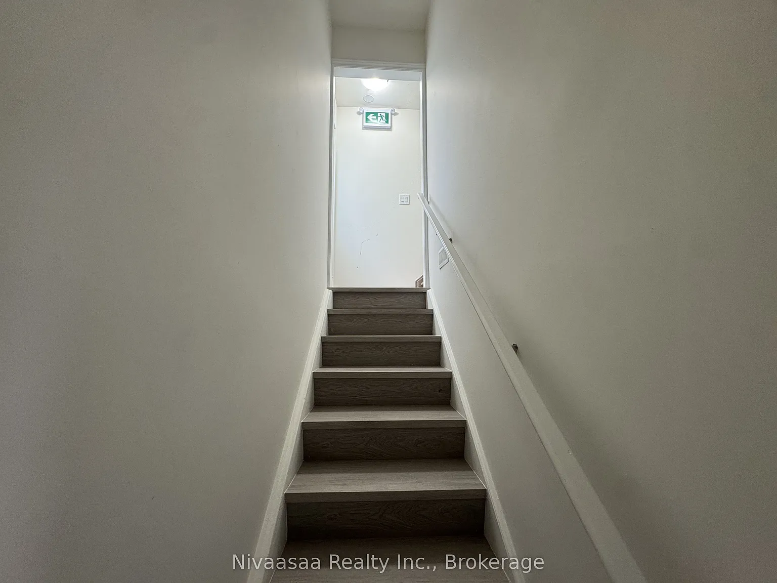 2 bed, $1,700 — Photo 4
