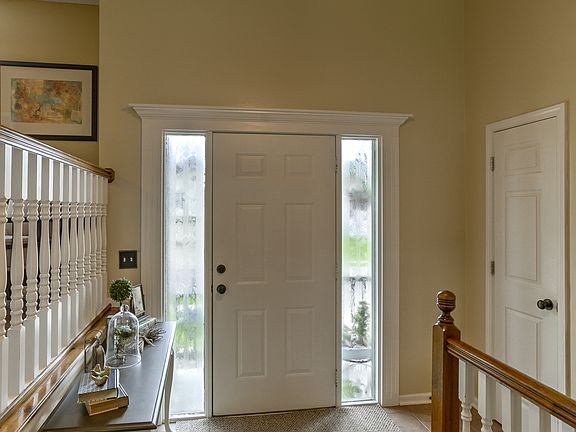 3rd image of 1708 Welleslay Ln