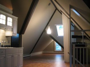 198 Mammoth Rd APT 5, Lowell, MA 01854