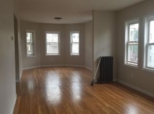 40 Hiawatha Rd FLOOR 3, Mattapan, MA 02126