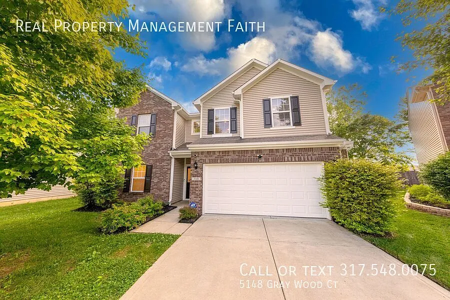 Spacious 4-Bedroom and 2.5 Bath Home Ready for You! — Photo 2