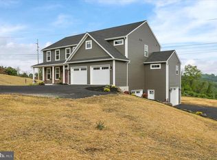 120 Great Bend Way, Sinking Spring, PA 19608