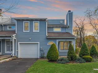 412 Chandler Pl, Pittsburgh, PA 15212