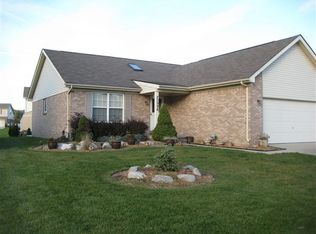 20998 Busenbark Ln, Brownstown, MI 48183