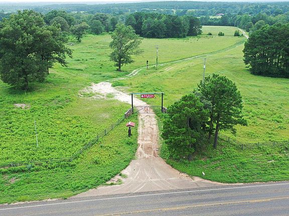 4th image of 4 Lake Dr