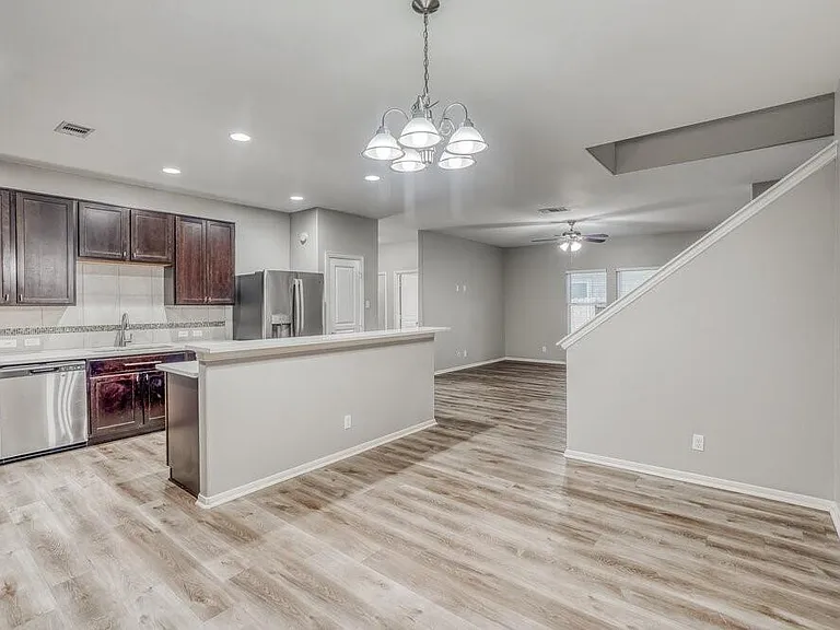 6006 Lovage Ave — Photo 6