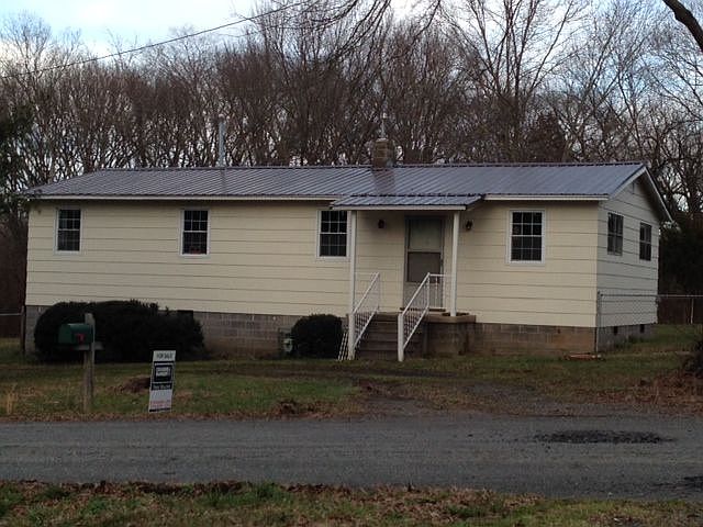 1st image of 310 N Hundley Dr