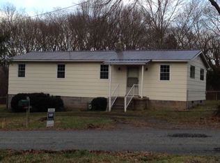 310 N Hundley Dr, Eden, NC 27288