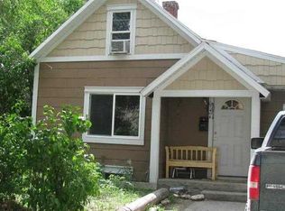 305 1st St W, Roundup, MT 59072