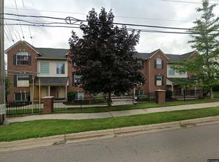 1433 Academy Ln, Lansing, MI 48906