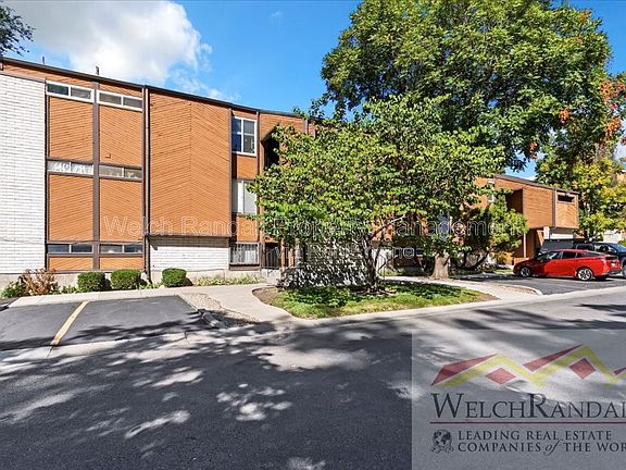 2nd image of 2438 S Elizabeth St APT 2