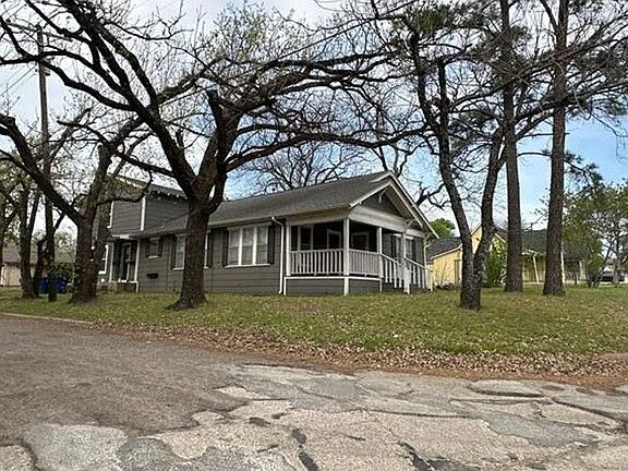 3rd image of 1401 N Preston St