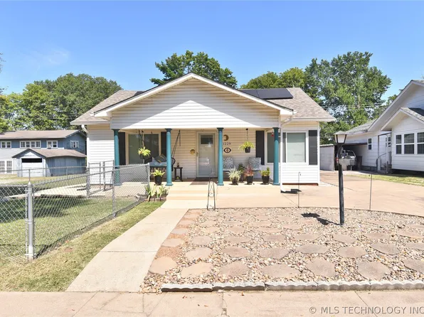 1229 E 8th St, Okmulgee, OK 74447