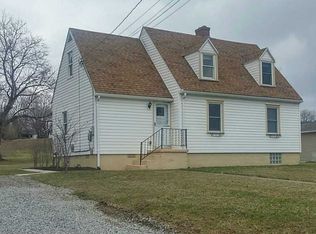 245-247 Carnation Ct, Mount Pleasant, PA 15666