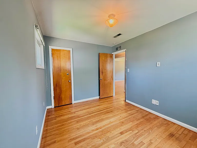 29014 Block St — Photo 8