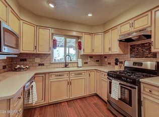 1210 Circle Dr, Las Cruces, NM 88005