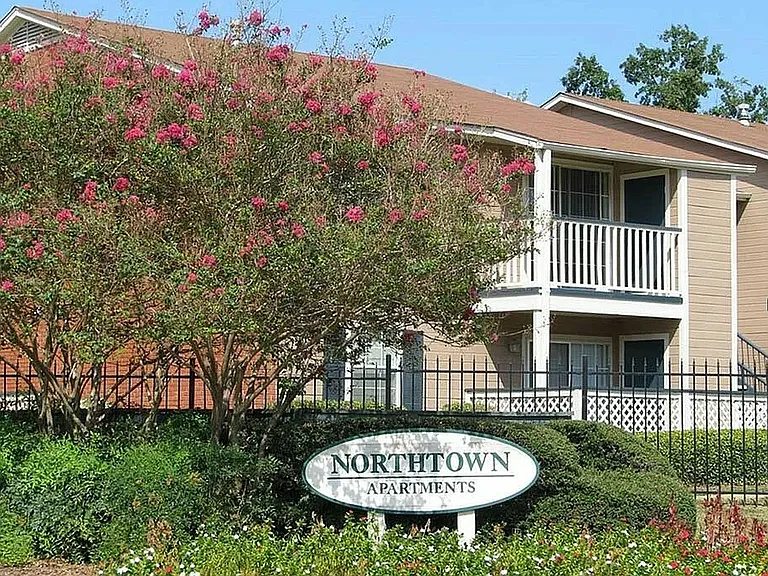 Northtown Apartments — Photo 1