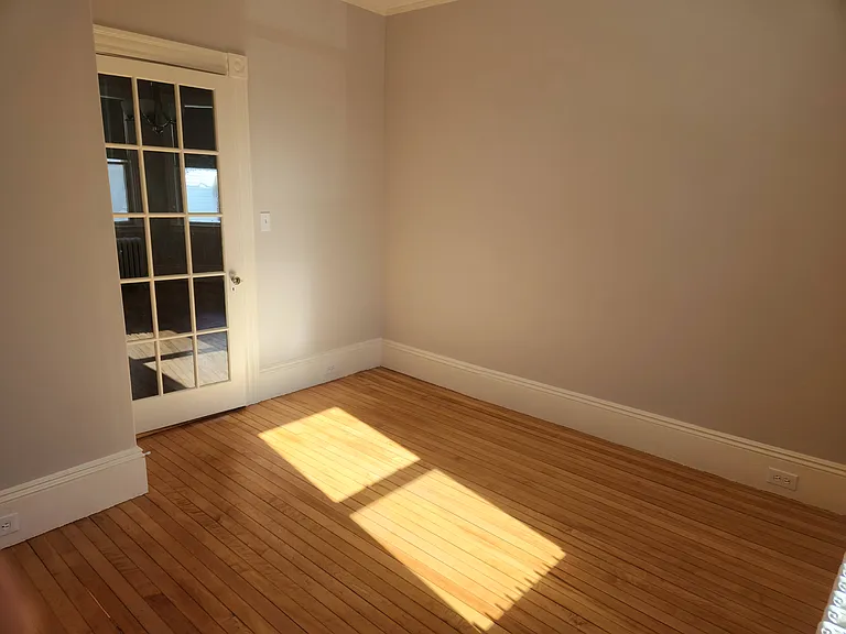 3 Columbus Sq #1 — Photo 28