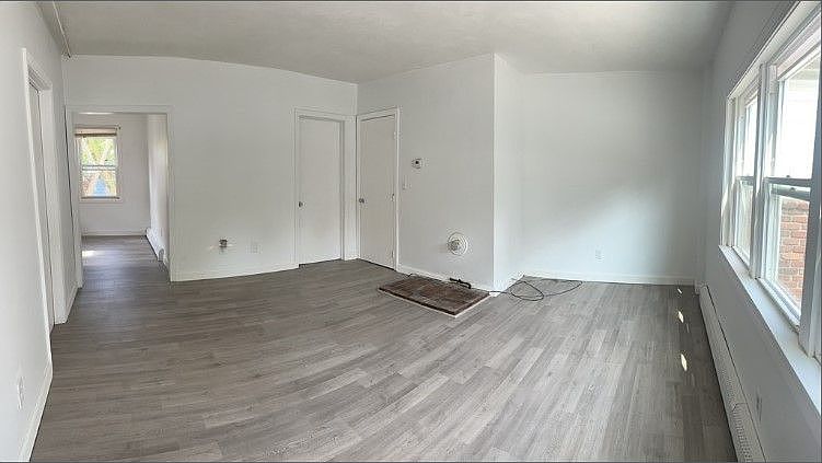 1st image of 899 Branch Ave #1L