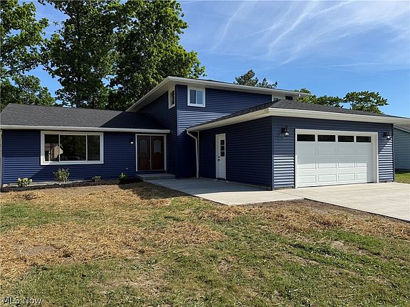 4th image of 3942 Edward Dr