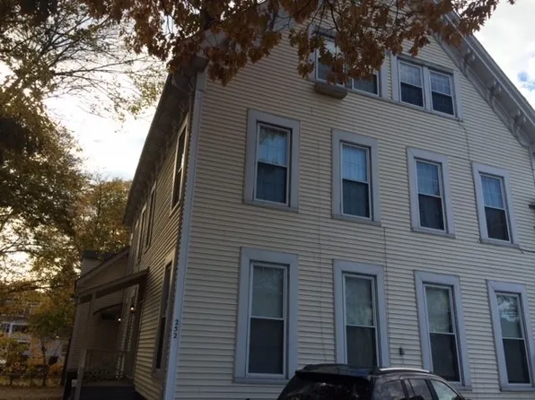 252 Woodford Street