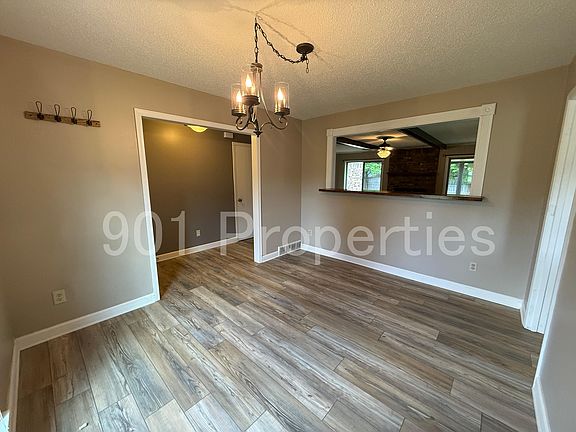 4th image of 3016 Ingleside Dr