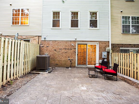 5th image of 3195 Lawsons Hill Pl
