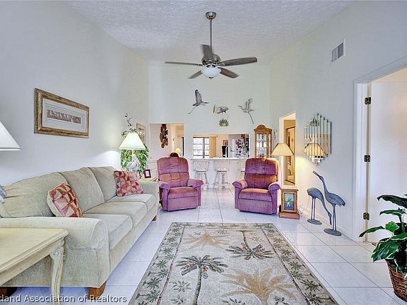 5th image of 5586 Matanzas Dr