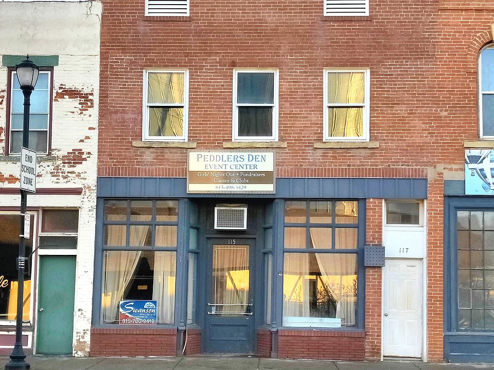 1st image of 115 W Market St