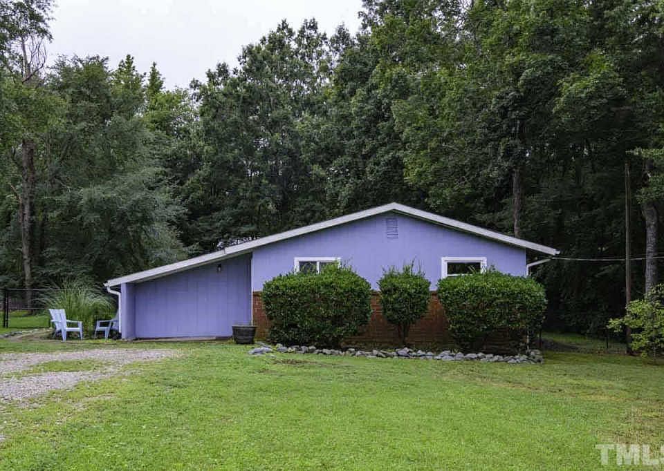1st image of 2001 Jefferson Dr